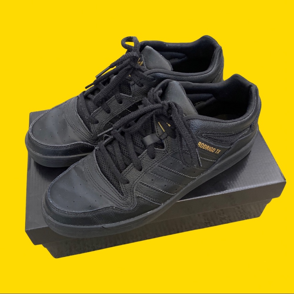 Adidas Skateboarding X DGK Locator shoes 8.5